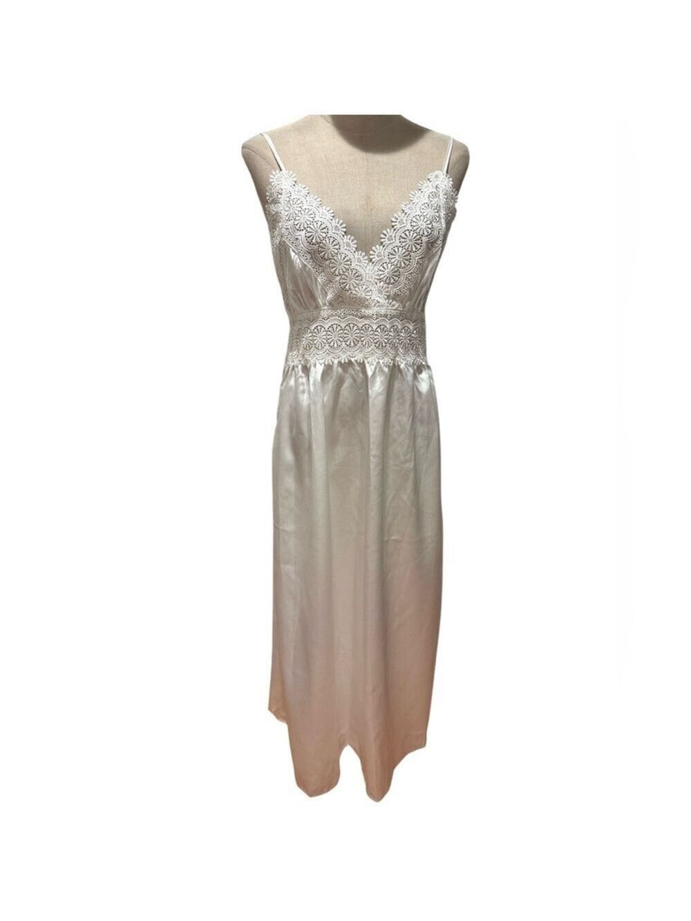 80s LINGERIE WHITE SATIN DELICATE FLORAL DESIGN LACE MIDI NIGHT GOWN SZ M